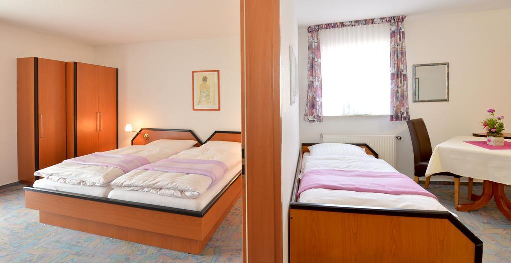 Rhoen-Hotel Sonnenhof - Restaurant & Cafe Poppenhausen Quarto foto