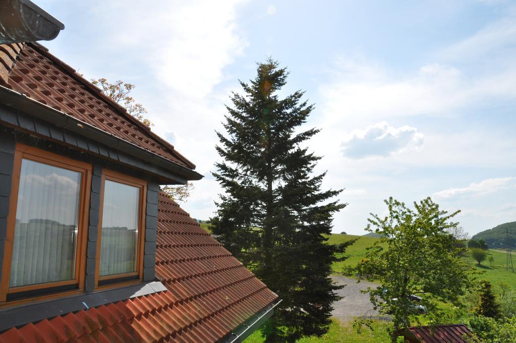 Rhoen-Hotel Sonnenhof - Restaurant & Cafe Poppenhausen Quarto foto